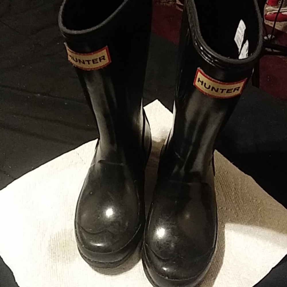 Black snow and rain boots